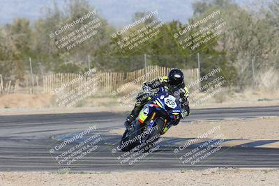 media/Jan-15-2026-Racers Edge (Thu) [[dfebeb70ab]]/2-A Group/Session 5 Turn 2/